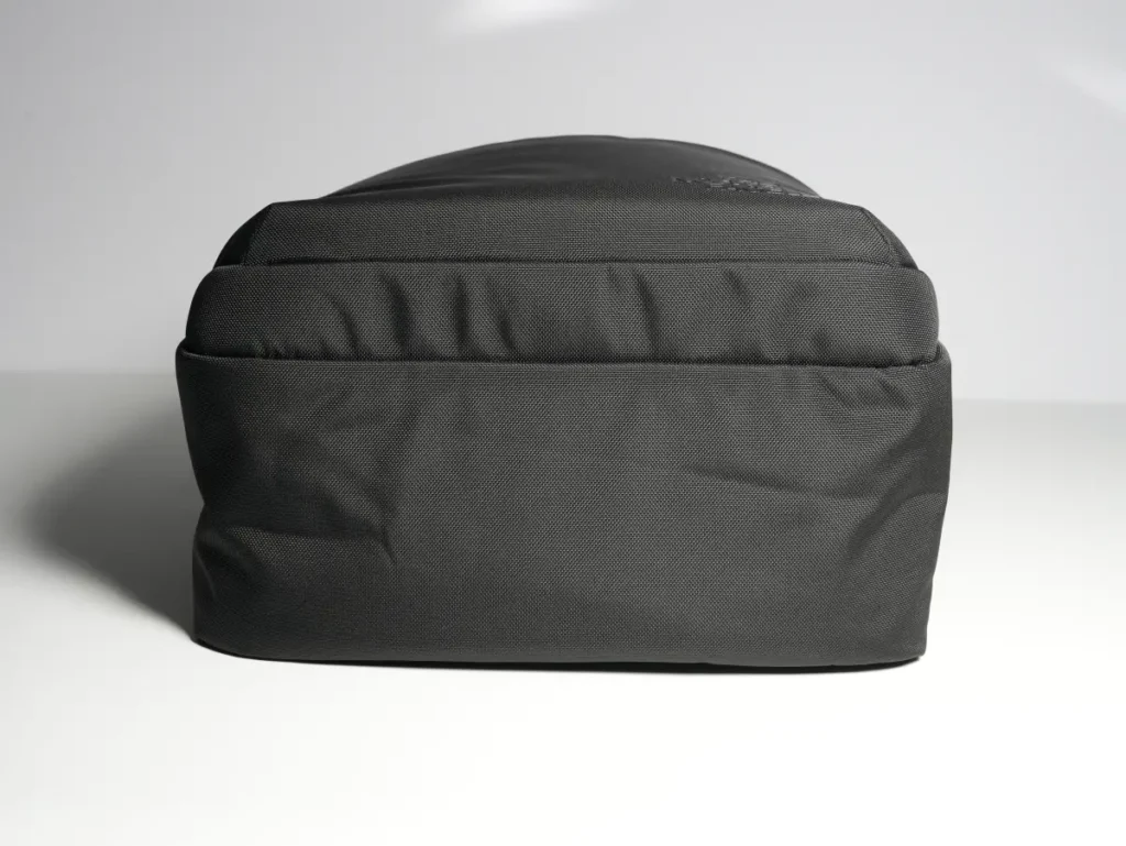 The North Face Shuttle Lite NM62616の外観