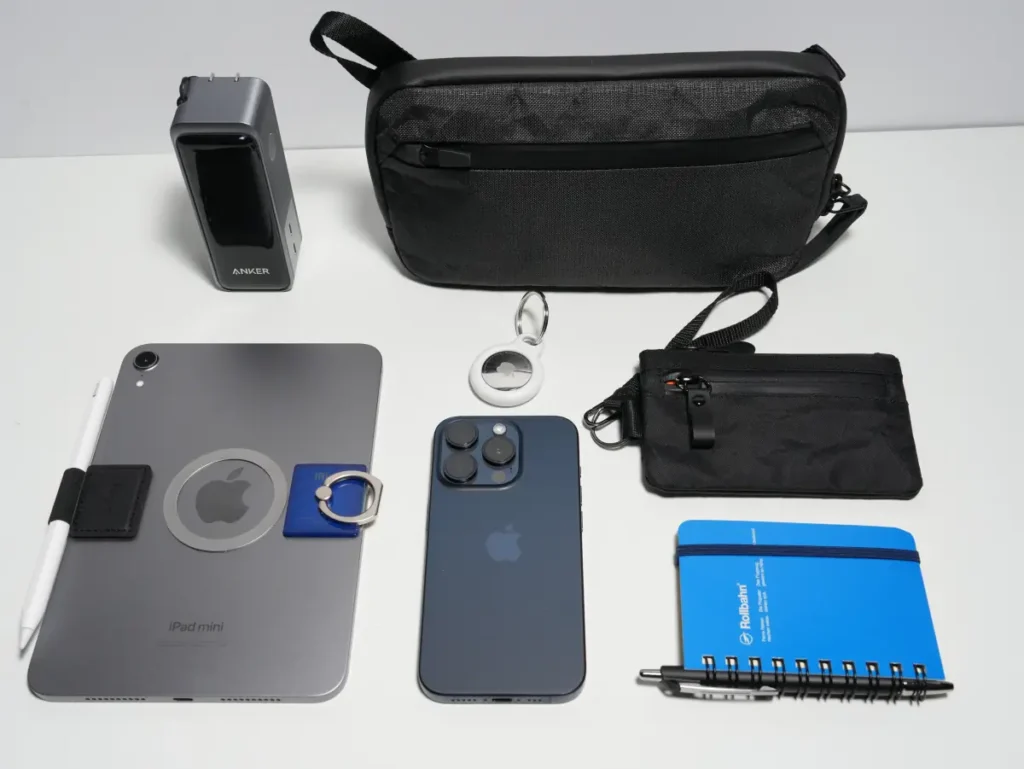 The North Face Shuttle Lite NM62616のフロントポケット