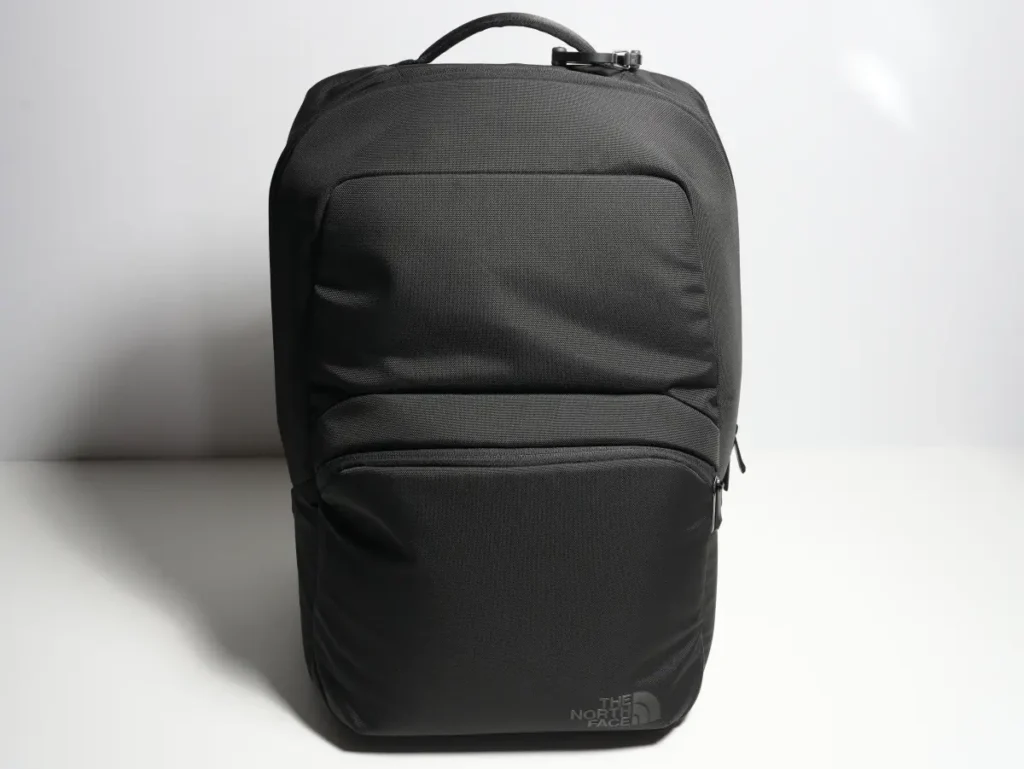 The North Face Shuttle Lite NM62616にフル収納した後の状態