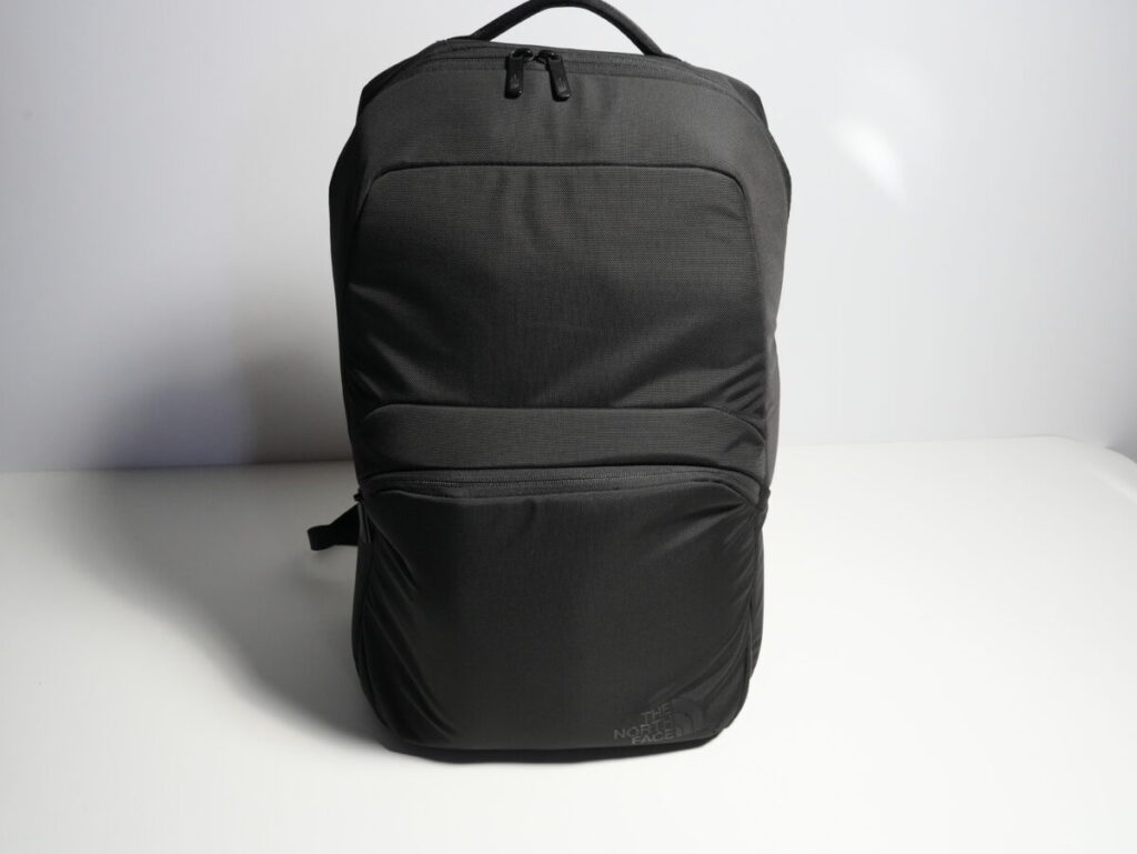 The North Face Shuttle Lite NM62616に限界まで収納した状態