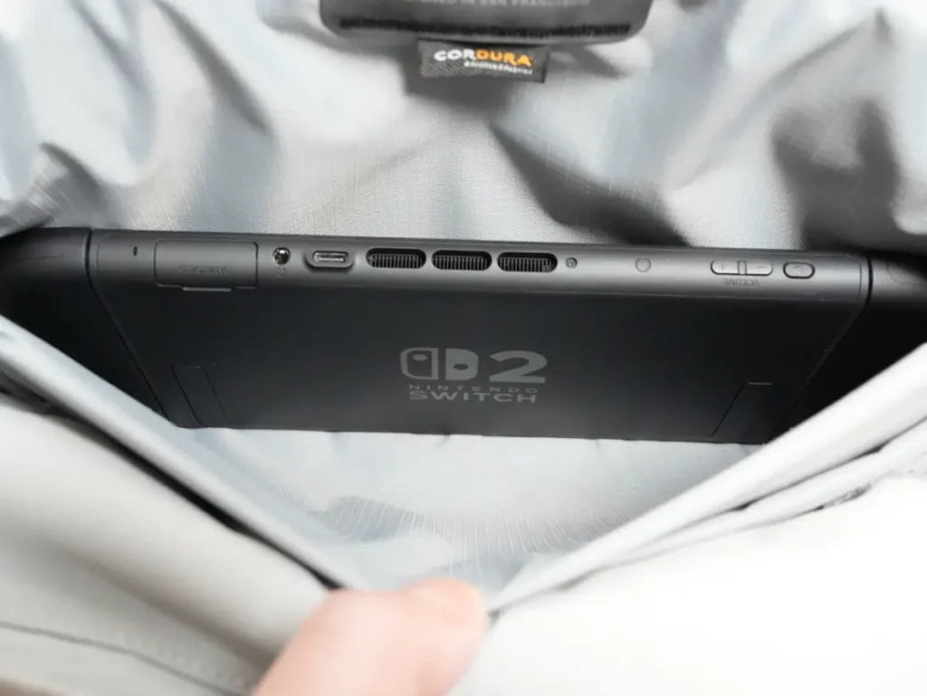 タブレットスリーブにSwitch2を収納