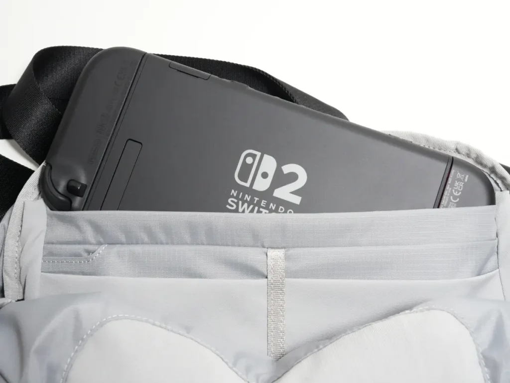 タブレットスリーブ前側にSwitch2は収納できない